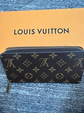 Louis Vuitton Brown Monogram Zip Around Wallet with Gold Hardware
